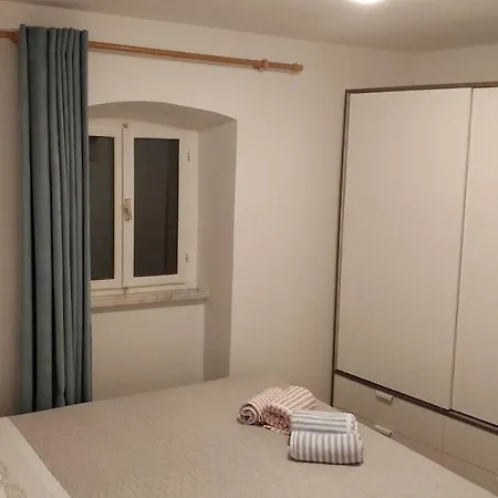 Mirko Apartamento *