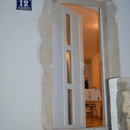 Mirko Apartamento